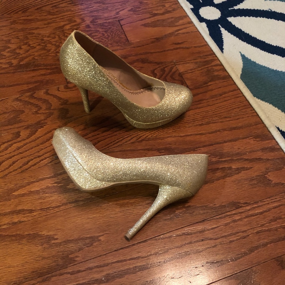 Brown sparkle heels